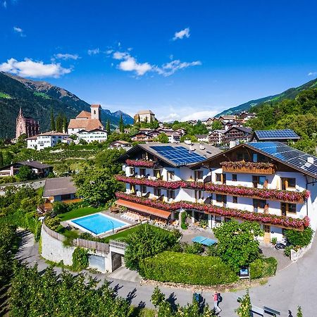 Hotel-Garni Appartement Gartenheim Schenna Ngoại thất bức ảnh