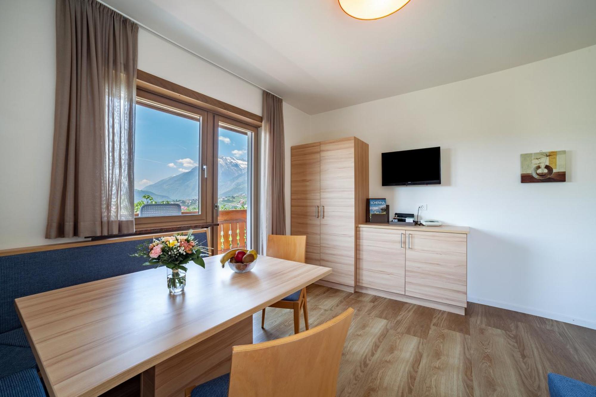 Hotel-Garni Appartement Gartenheim Schenna Ngoại thất bức ảnh