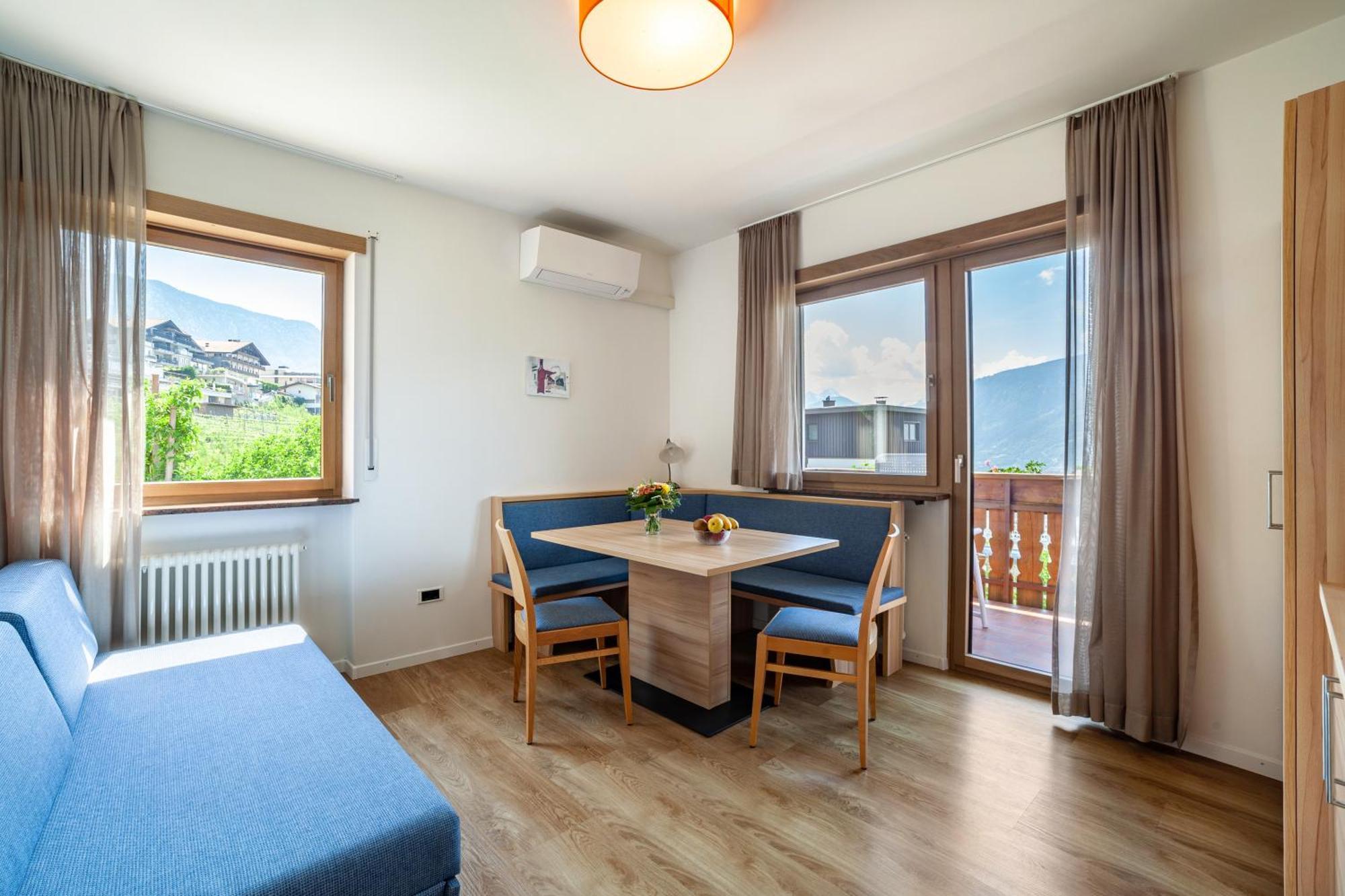 Hotel-Garni Appartement Gartenheim Schenna Ngoại thất bức ảnh